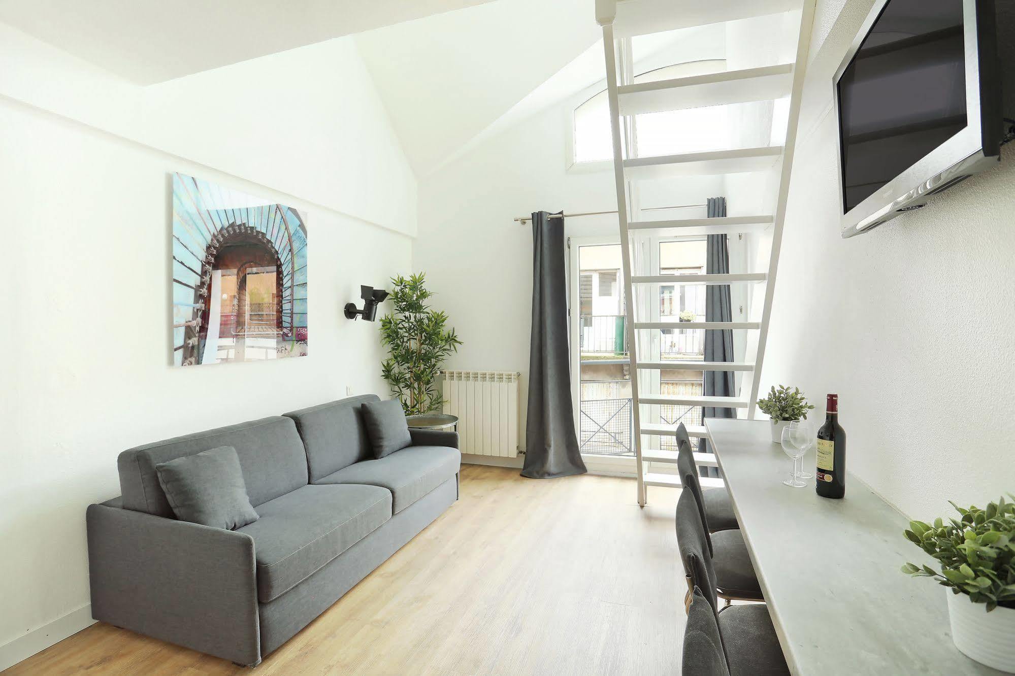 Les Lilas Serviced Apartments Zewnętrze zdjęcie